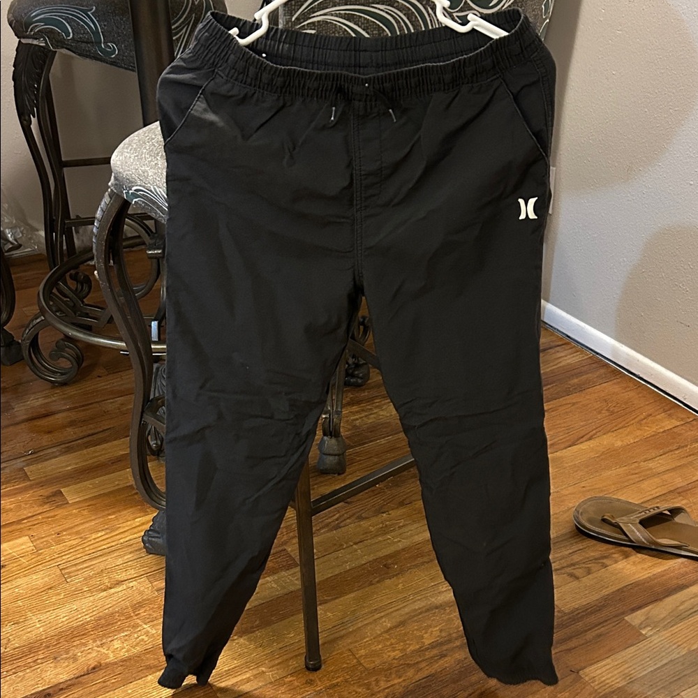 Hurley Boy’s Dri-Fit Black Joggers with Logo and pockets.